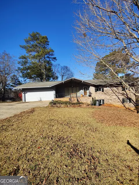 185 Don Rich Dr, Carrollton, GA 30117