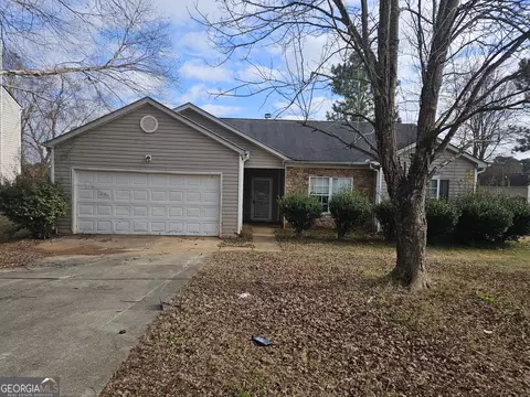 4276 Linecrest Ln, Ellenwood, GA 30294