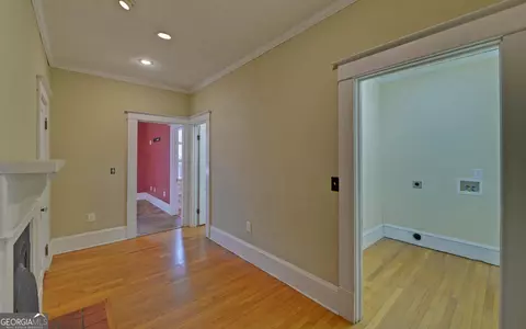 Entry Way - 334 E Tugalo St, Toccoa, GA 30577 photo 2 of 6