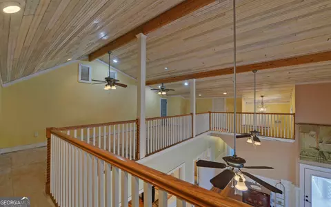 Entry Way - 334 E Tugalo St, Toccoa, GA 30577 photo 4 of 6