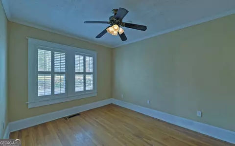 Bedroom - 334 E Tugalo St, Toccoa, GA 30577 photo 2 of 4