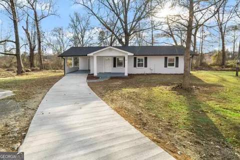 308 Pine Cir, Bowdon, GA 30108