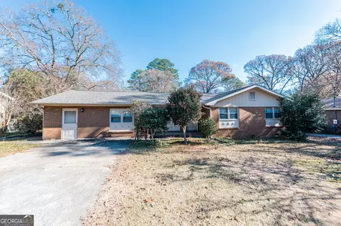 320 Burns Dr, Warner Robins, GA 31088