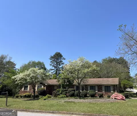 3557 Clubhouse Ln SE, Conyers, GA 30094