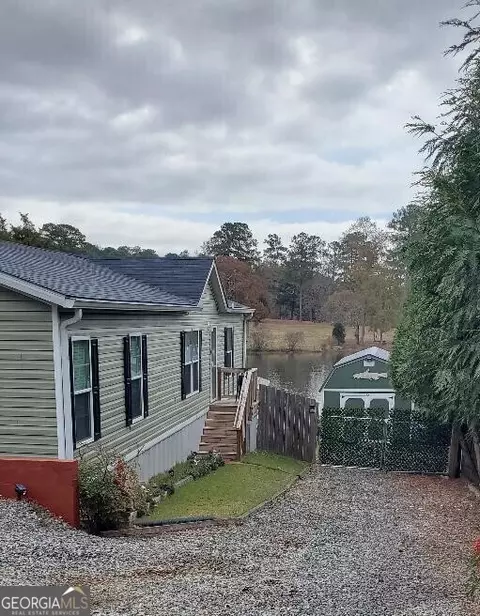 259 Lakeshore Dr, Jackson, GA 30233