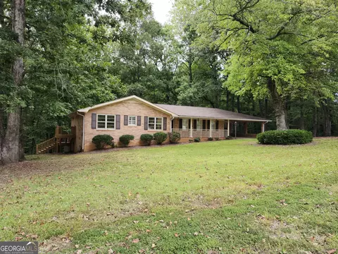1412 Frontier Dr, Sugar Hill, GA 30518