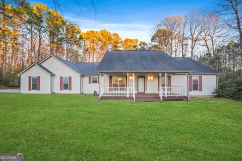 125 S Hampton Rd, Hampton, GA 30228