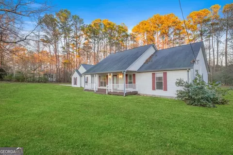 125 S Hampton Rd, Hampton, GA 30228 photo 2