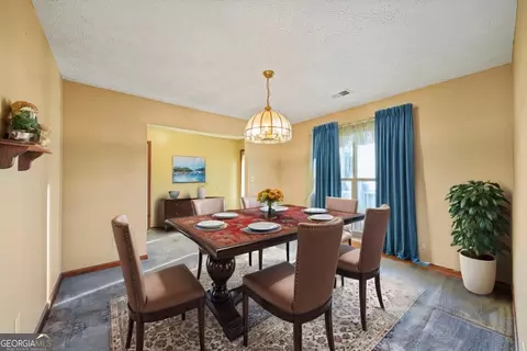 125 S Hampton Rd, Hampton, GA 30228 photo 7