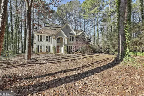 35 Spring Valley Ct, Newnan, GA 30265