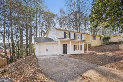 1302 Daniel Ln, Lawrenceville, GA 30046
