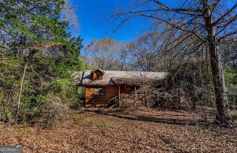 528 Lower Glass Bridge Rd, Lagrange, GA 30240