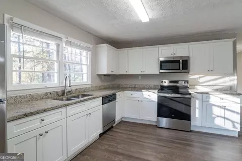 35 Taunton Rd, Covington, GA 30014 photo 4