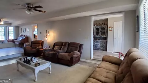 107 Pine Bluff Dr, Warner Robins, GA 31088 photo 8