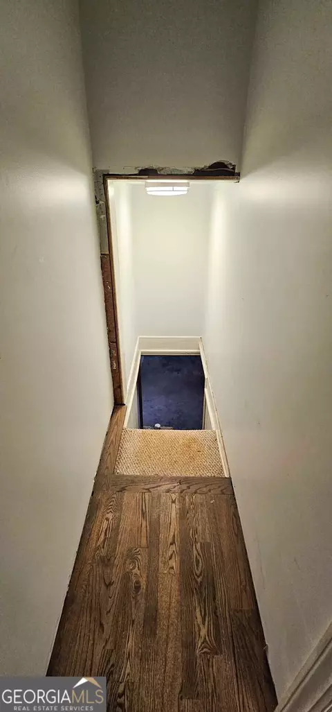 Entry Way - 308 Clearview Dr, Toccoa, GA 30577 photo 4 of 5