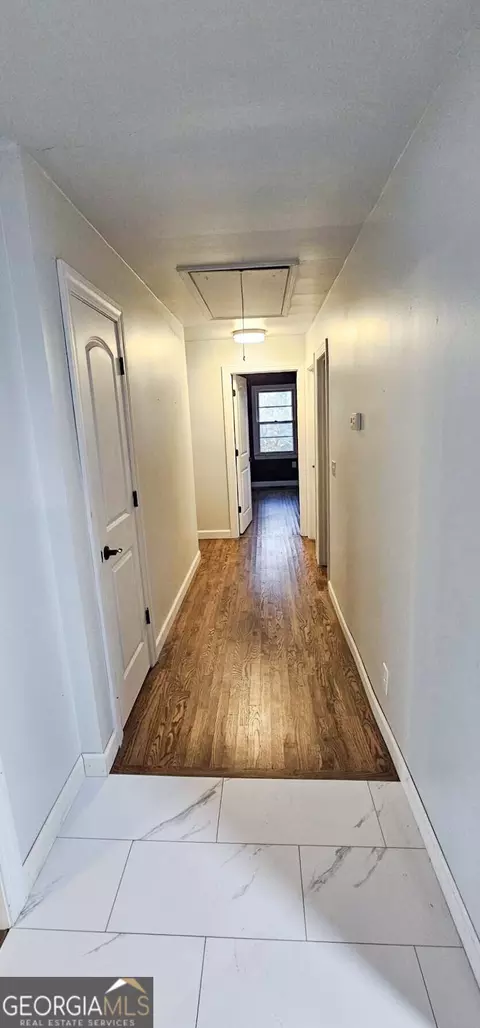 Entry Way - 308 Clearview Dr, Toccoa, GA 30577 photo 2 of 5