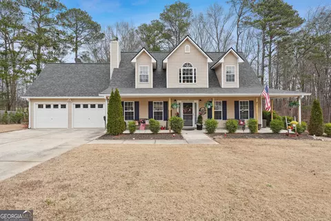 153 Stone Creek Dr, Dallas, GA 30157