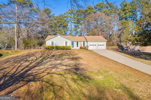 5711 Rally Ct, Rex, GA 30273