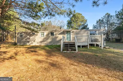 1315 Jackson St, Locust Grove, GA 30248