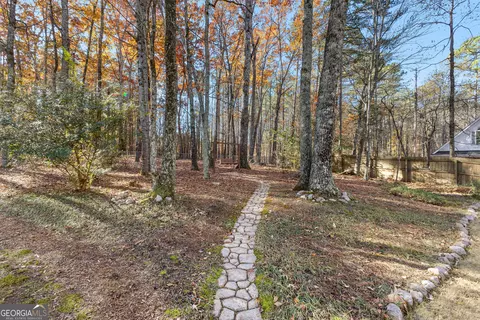 Exterior - 270 Pendleton Trl, Tyrone, GA 30290 photo 10 of 16