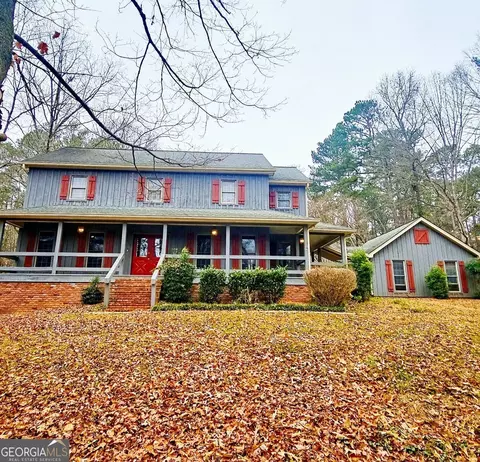 4449 Inns Brook Dr, Snellville, GA 30039