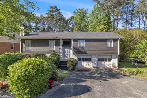 2145 Sandgate Cir, College Park, GA 30349
