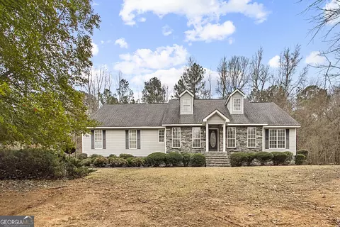 144 Cross Creek Cir, Macon, GA 31210