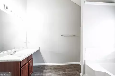 Bath - 4626 Derby Loop, Fairburn, GA 30213 photo 1 of 3