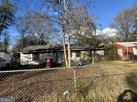 3927 Travis Blvd, Macon, GA 31206