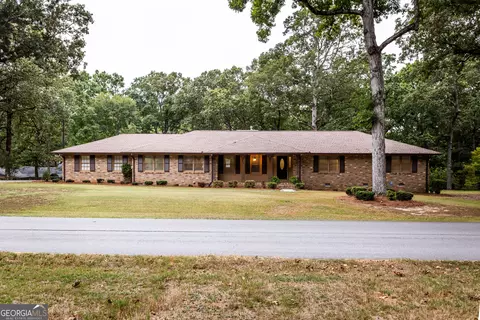 371 Branham Cir, Social Circle, GA 30025
