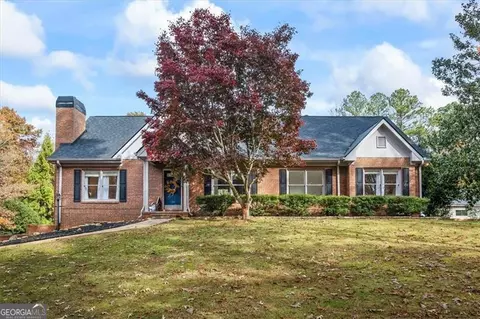 39 Knox Chapel Rd, Social Circle, GA 30025