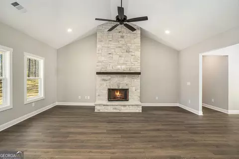 Living - 228 Murphey Ave, Barnesville, GA 30204 photo 2 of 2
