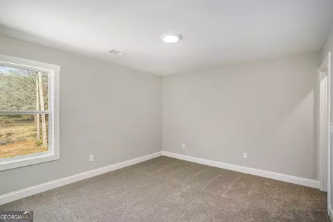 Bedroom - 228 Murphey Ave, Barnesville, GA 30204 photo 6 of 9