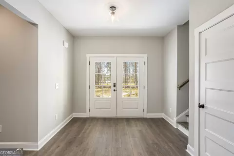 Entry Way - 228 Murphey Ave, Barnesville, GA 30204 photo 1 of 4