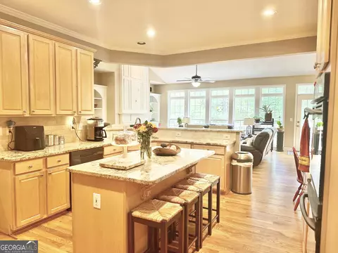 651 Hexham Ct, Suwanee, GA 30024 photo 6