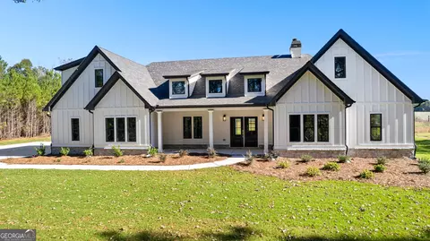 338 Indian Trl, Concord, GA 30206