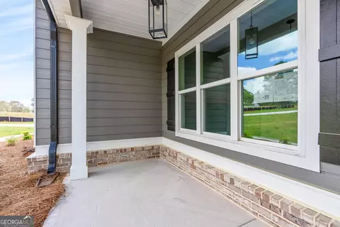 Exterior - 30 Millie Trl, Williamson, GA 30292 photo 6 of 9