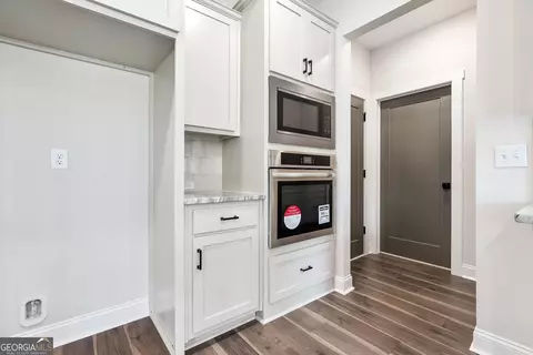 Entry Way - 30 Millie Trl, Williamson, GA 30292 photo 3 of 4