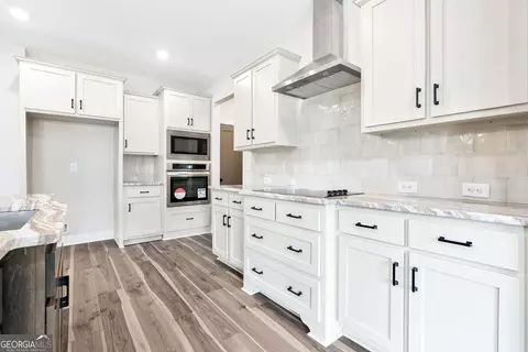 Kitchen - 30 Millie Trl, Williamson, GA 30292 photo 1 of 1