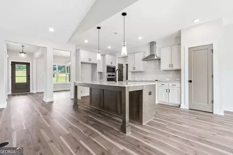Entry Way - 30 Millie Trl, Williamson, GA 30292 photo 2 of 4