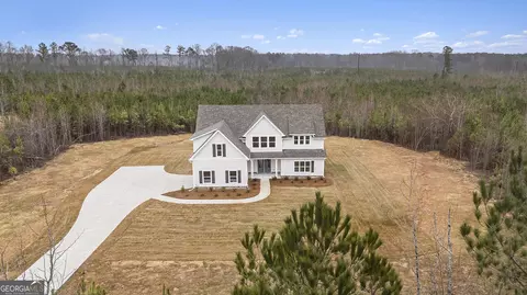 525 Silver Dollar Rd, Barnesville, GA 30204