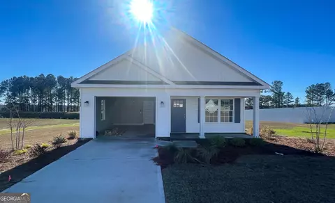 718 Fescue Dr #1, Statesboro, GA 30458