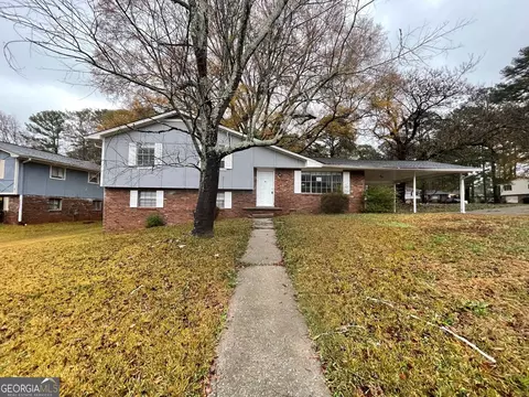 8819 Leafwood Ct, Riverdale, GA 30274