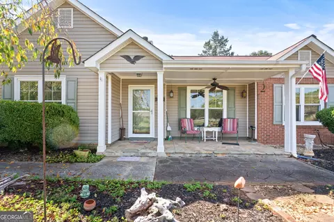 225 Old Mill Dr, Locust Grove, GA 30248