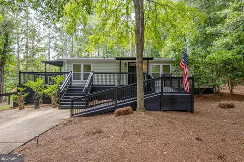 101 Hickory Point Dr, Eatonton, GA 31024