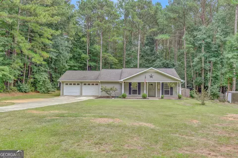 599 Lassetter Rd, Sharpsburg, GA 30277