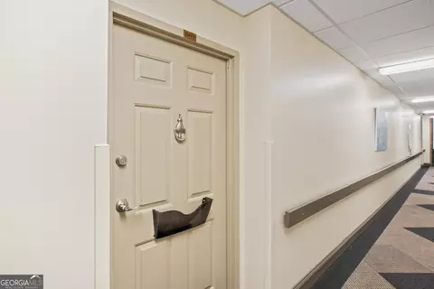 300 Johnson Ferry Rd NE #B413, Atlanta, GA 30328