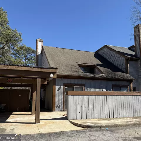 97 Willowick Dr, Lithonia, GA 30038