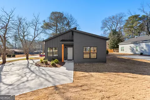 605 E Boyd Rd, Hogansville, GA 30230