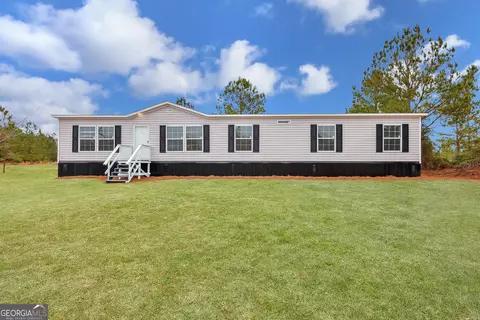 155 Lisa Ln, Hortense, GA 31543